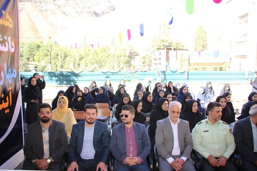 حضور بخشدار رودبارقصران در مراسم آغاز سال تحصیلی هنرستان انقلاب فشم
